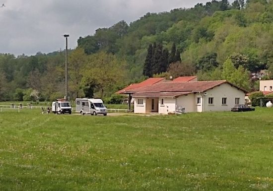 Aire d’accueil/services camping-cars de Sainte-Croix-Volvestre