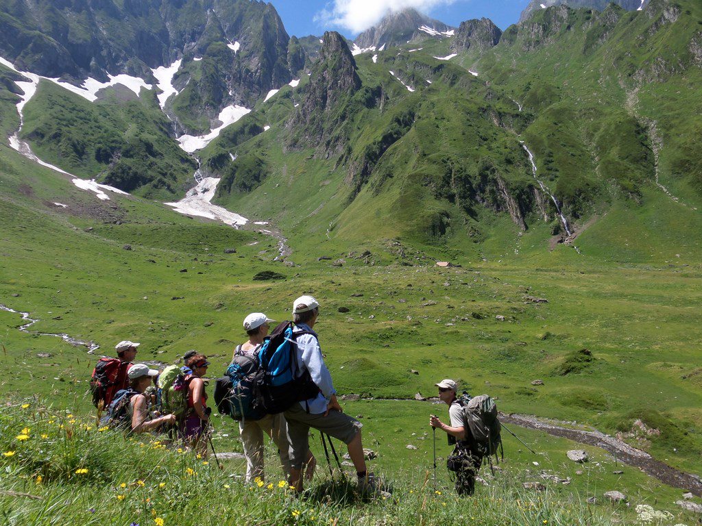 Randonnées journée – Pics et étangs le nez au vent