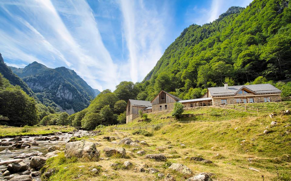 Sentier de Gironis ou liaison pédestre parking camping-cars/départ Mont Valier