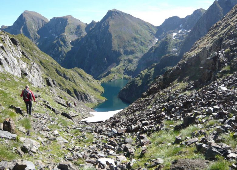 L’étang long depuis le port de Barlonguère