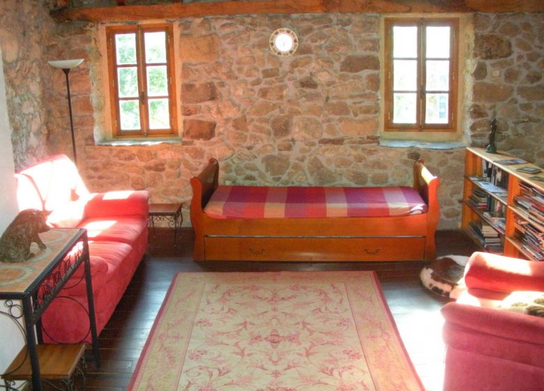 Salon – Gîte Le Pichet