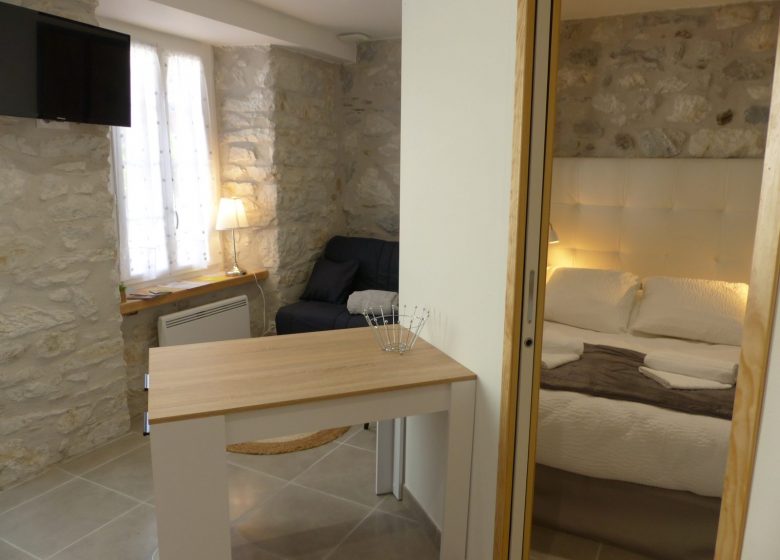 Studio de l’auberge avec balcon