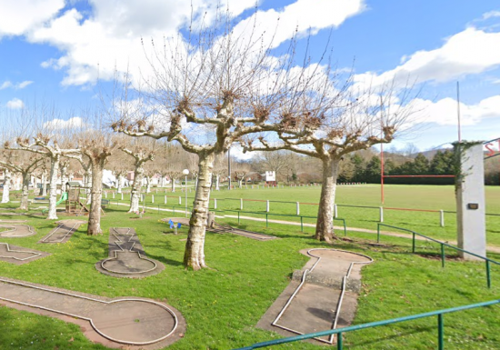 Aire de jeux publique pour enfants