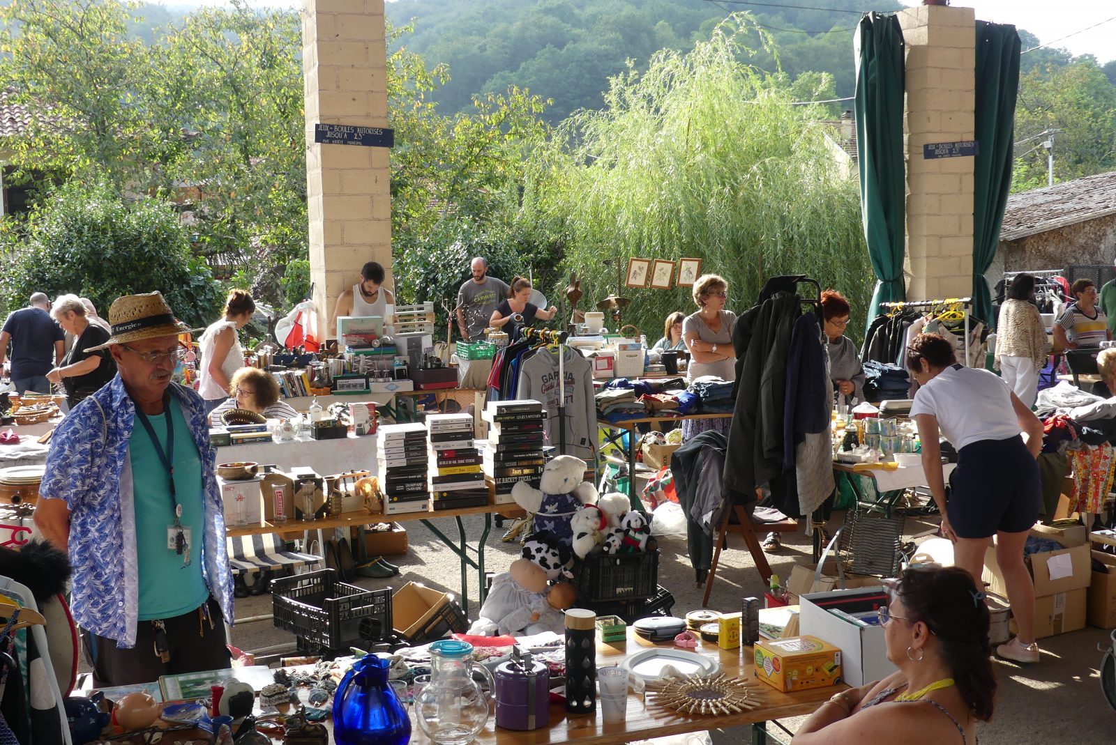 Vide grenier Soueix Rogalle