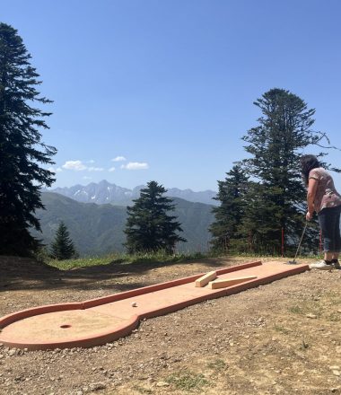 Mini Golf – Guzet Express