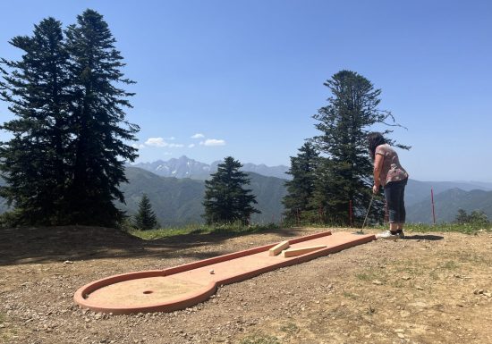 Mini Golf – Guzet Express