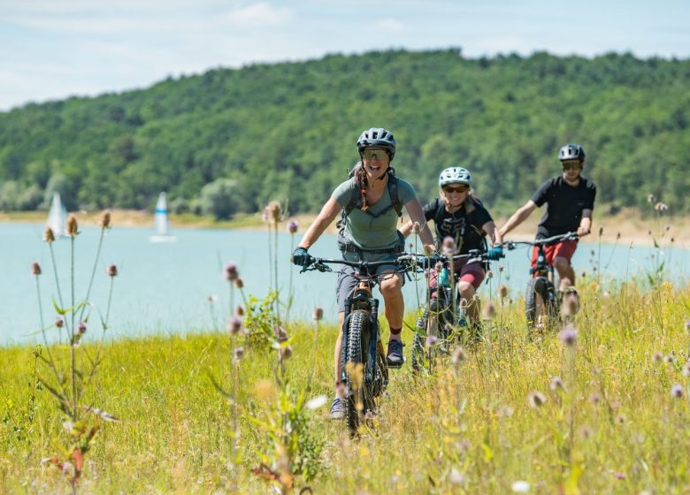 Grande Traversée VTT Ariège Pyrénées_Foix