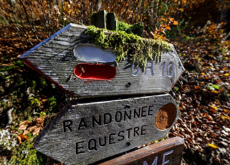 GR®10 – La grande traversée des Pyrénées_Lac de Bethmale