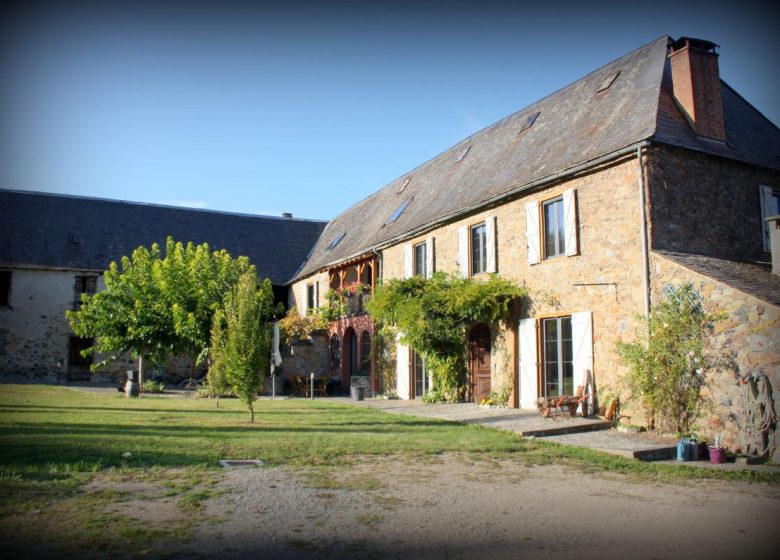 Chambre Bed in Bellongue