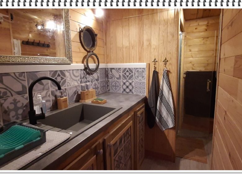 Gite-roulottes-de-l-alchimiste