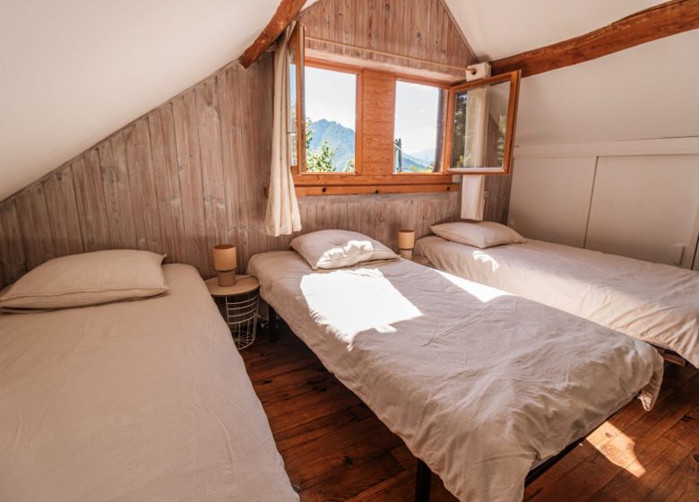 Chambre 3 lits simples