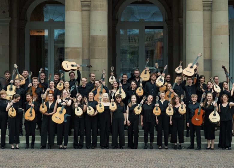 UN TOUR DE MANDOLINE