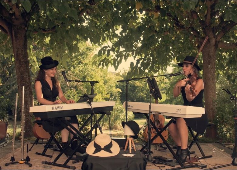 les dames chapeaux