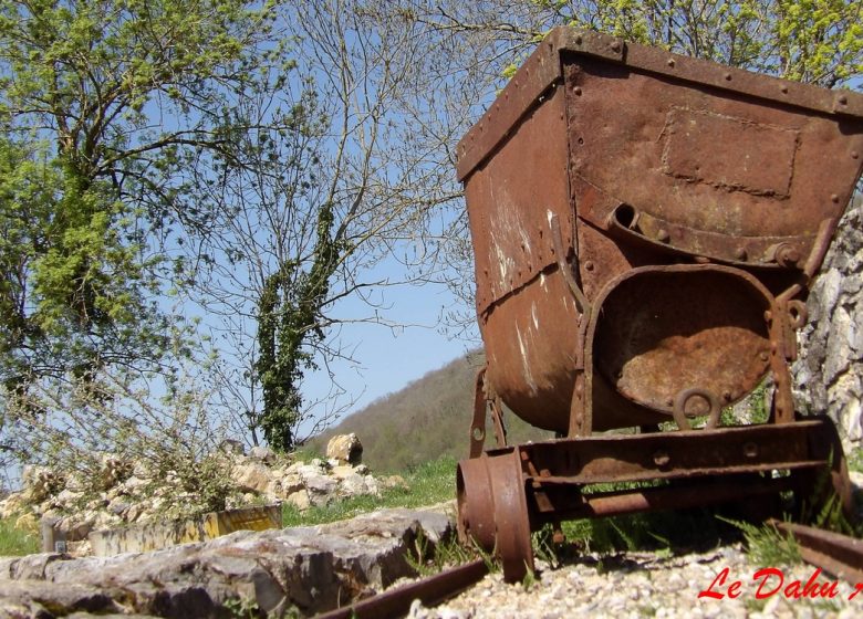 wagon mine Ariege.JPG