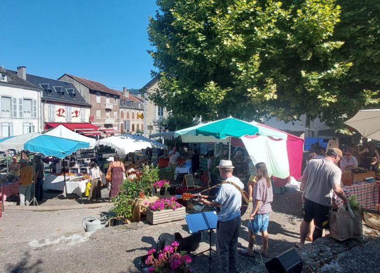 Marché de Castillon-en-Couserans_Castillon-en-Couserans